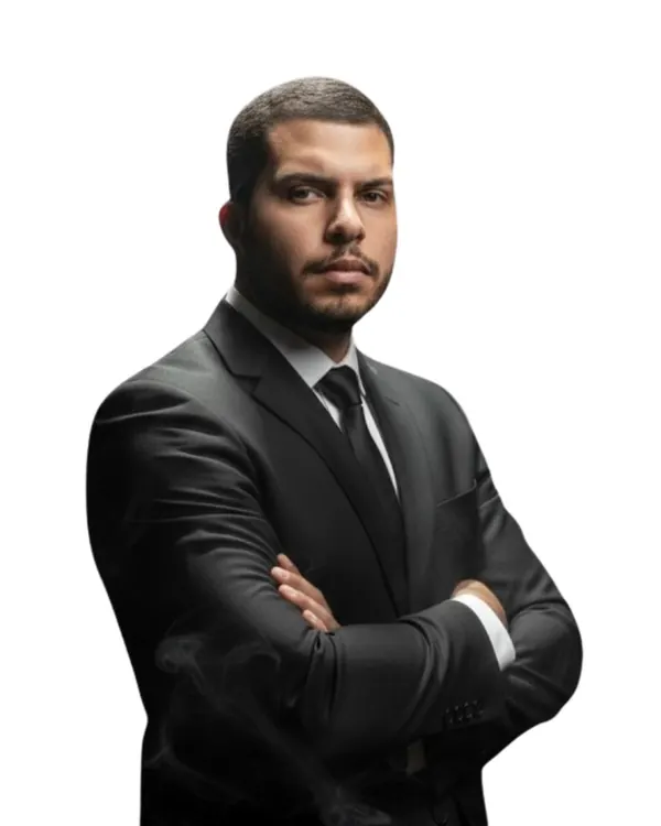 Prof. Lucas Palhares